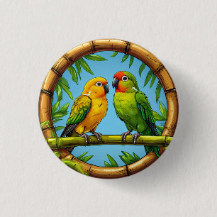 Badge Rond 2,50 Cm Perroquets colorés perchés sur un cadre en bambou