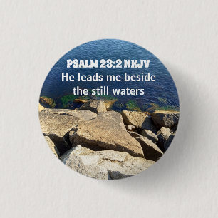 Badge Rond 2,50 Cm Photo de bord de mer au bord des eaux calmes Verse