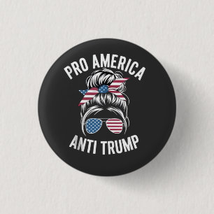Badge Rond 2,50 Cm Résistance au drapeau américain anti-Trump