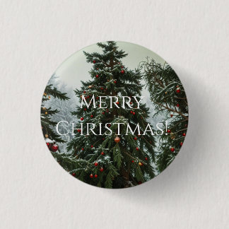 Badge Rond 2,50 Cm Sapins de Noël décorés de guirlandes 