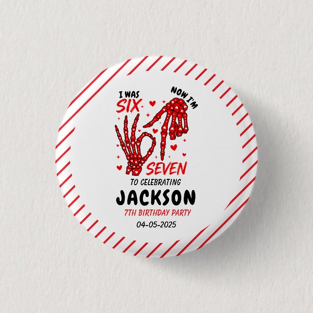 Badge Rond 2,50 Cm Six Seven Anniversaire Squelette Mains Fête (Devant)