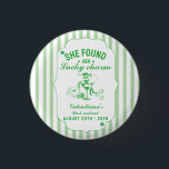 Badge Rond 2,50 Cm St patrick elle a trouvé son charme chanceux enter<br><div class="desc">Ce bouton de fête de bachelorette Lucky in St. Patrick’s Day est parfait pour une soirée entre filles festive remplie de cocktails,  de rires et de plaisir rempli de trèfles. Que vous planifiez une tournée des bars,  un week-end ou une soirée cosy, </div>