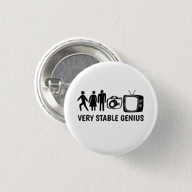 Badge Rond 2,50 Cm STABLE GENIUS Personne Femme Homme Caméra TV (Devant & derrière)