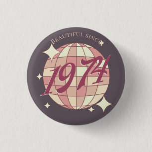 Badge Rond 2,50 Cm Vintage 1974 50e anniversaire rétro violet