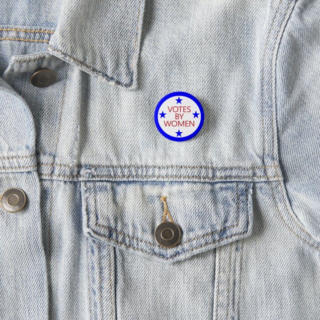 Badge Rond 2,50 Cm Votes Des Femmes (En situation)