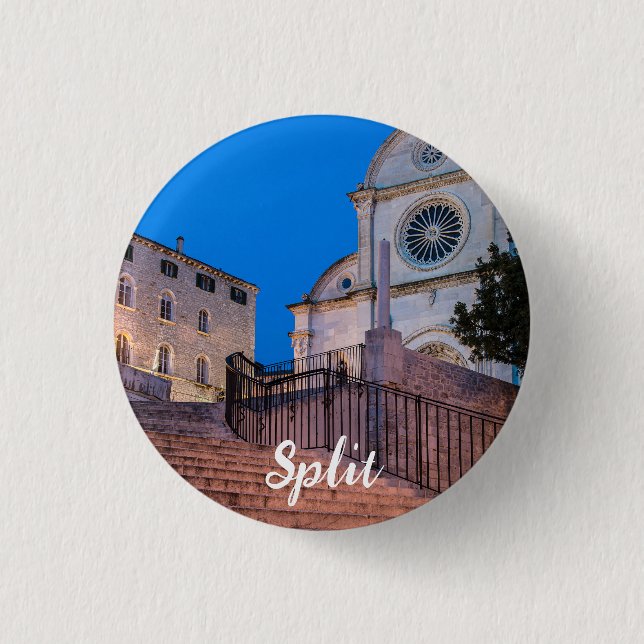 Badge Rond 2,50 Cm Vue nocturne des escaliers et de l'église à Split, (Devant)