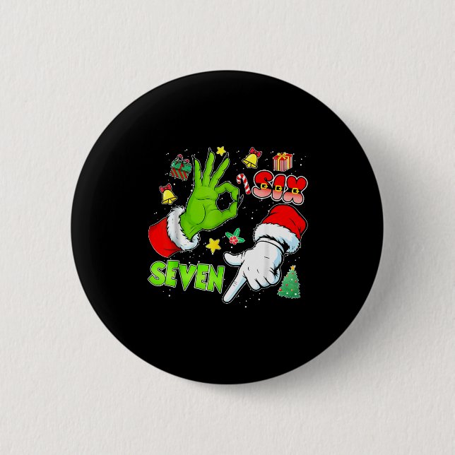 Badge Rond 5 Cm 67 Christmas 6 7 Meme Elf Santa Pajamas Gen Alpha  (Devant)