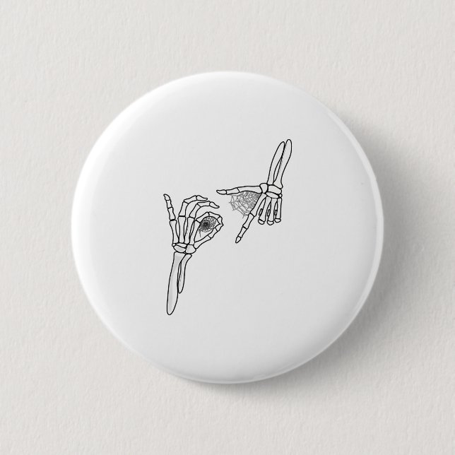 Badge Rond 5 Cm 67 Meme Main de squelette 6 7 Halloween Six Sept  (Devant)