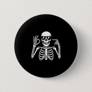 Badge Rond 5 Cm 67 Squelette Drôle Six Sept Gen Alpha Halloween Mo