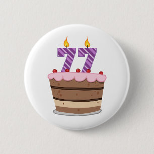 Badge Rond 5 Cm 77 ans sur le gâteau d'anniversaire
