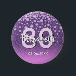 Badge Rond 5 Cm 80e anniversaire de parties scintillant diamants r<br><div class="desc">Un bouton élégant, glamour et girly 80ème anniversaire de fête. Faux parties scintillant de couleur violet et rose avec faux losange et cadre doré. Modèles pour un nom, âge 80 et une date. Date de naissance ou date de la fête/anniversaire. Lettres blanches et roses. Le nom est écrit avec un...</div>