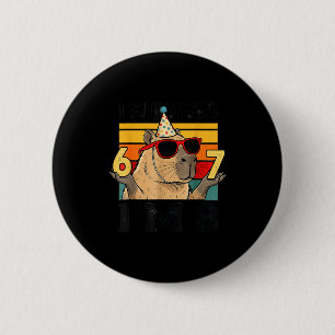 Badge Rond 5 Cm 8e anniversaire survécu 67 8 capybara drôle enfant