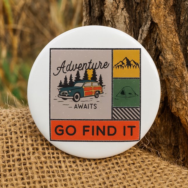 Badge Rond 5 Cm Adventure Await Go Find It Retro Camping Travel (Créateur téléchargé)