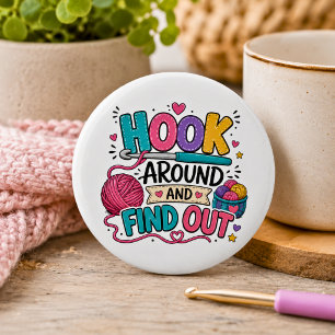 Badge Rond 5 Cm Amusant Crochet Autour et Découvrez au Crochet