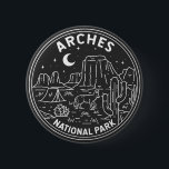 Badge Rond 5 Cm Arches Parc National Delicate Arch Monoline<br><div class="desc">Arches monoline conception d'oeuvres d'art. Le parc se trouve au nord de Moab dans l'État de l'Utah. Bordé par le fleuve Colorado,  dans le sud-est,  il est connu comme le site de plus de 2 000 arcs naturels en grès.</div>