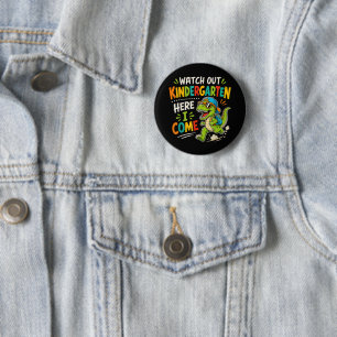 Badge Rond 5 Cm Attention maternelle j'arrive Dino