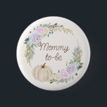Badge Rond 5 Cm Baby shower Citrouille de la rentrée<br><div class="desc">Célébrez la future maman avec ce mignon bouton baby shower sur le thème des chutes ! La décoration est faite de fleurs pastel,  dans un style de couronnes feutrées,  avec un citrouille crème pour un peu d'allure automnale. :)</div>