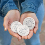 Badge Rond 5 Cm Bachelorette Coastal Cowgirl<br><div class="desc">Personnalisez avec le nom de la mariée (ou le nom du porteur) et la date de l'événement. Le mariage parfait, la coordination des accessoires pour l'équipe mariée pour une douche nuptiale, la soirée bachelorette, ou le matin du mariage! C'est la "côte Vintage" mais avec une touche texane. C’est cette juxtaposition...</div>