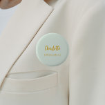 Badge Rond 5 Cm Balise de nom vert sauge de Bridesmaid<br><div class="desc">Une couleur arrière - plan verte sage. Personnalisez et ajoutez le nom de votre servante. Script manuscrit en or.</div>