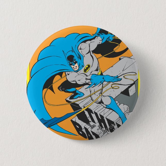 Badge Rond 5 Cm Batman lance Batarang sur le toit (Devant)