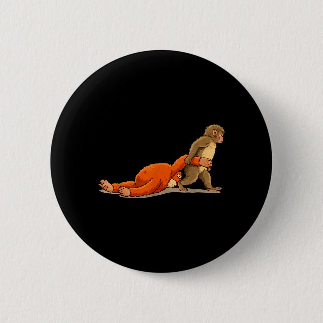 Badge Rond 5 Cm Bébé singe graphique Monkey Punch tenant un jouet  (Devant)