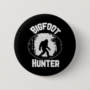 Badge Rond 5 Cm Bigfoot Hunter Sasquatch Drôle Humour