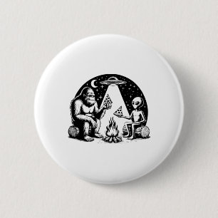Badge Rond 5 Cm Bigfoot Ufo Alien Pizza Campfire Randonnée Camper