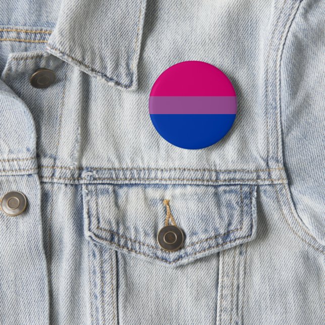 Badge Rond 5 Cm Bouton Bisexuel Pride (En situation)