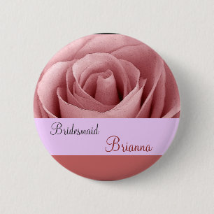 Badge Rond 5 Cm Bouton de DEMOISELLE D'HONNEUR avec le rose de