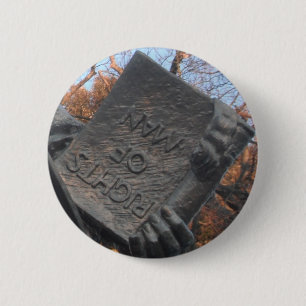 Badge Rond 5 Cm Bouton Droits De L'Homme Livre Tenu Par Thomas Pai