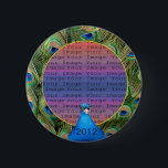 Badge Rond 5 Cm Bouton photo Mariage Peacock<br><div class="desc">Personnalisez ce joli bouton pour avoir comme faveurs de mariage à votre réception de mariage ou pour en avoir un vous-même en souvenir de votre journée spéciale. Idéal pour des photos de votre événement à donner à chacun de vos invités en souvenir de votre journée spéciale. Personnalisez en ajoutant votre...</div>
