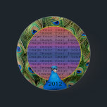 Badge Rond 5 Cm Bouton photo Mariage Peacock<br><div class="desc">Personnalisez ce joli bouton pour avoir comme faveurs de mariage à votre réception de mariage ou pour en avoir un vous-même en souvenir de votre journée spéciale. Idéal pour des photos de votre événement à donner à chacun de vos invités en souvenir de votre journée spéciale. Personnalisez en ajoutant votre...</div>