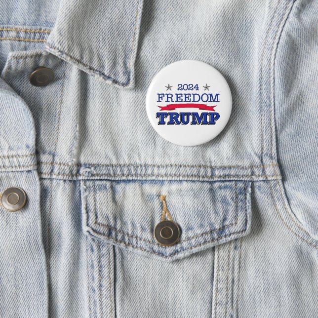 BADGE ROND 5 CM BOUTON TRUMP FREEDOM 2024 (En situation)