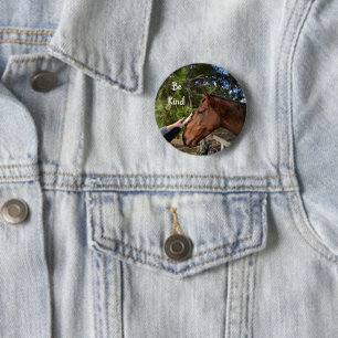 Badge Rond 5 Cm Brown Cheval Soyez Un Message,