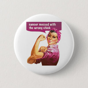 Badge Rond 5 Cm Cancer sali avec le poussin faux