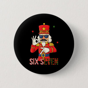Badge Rond 5 Cm Casse-Noisette 67 Six Sept Noël Mème Humour Hommes