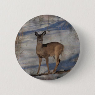 Badge Rond 5 Cm Cerf dans la neige