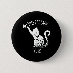 Badge Rond 5 Cm Cette Femme Au Chat Vote Les Dames Votent Kamala