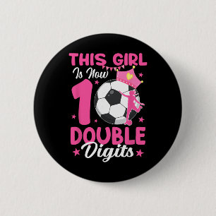 Badge Rond 5 Cm Cette fille est maintenant une fille de football à