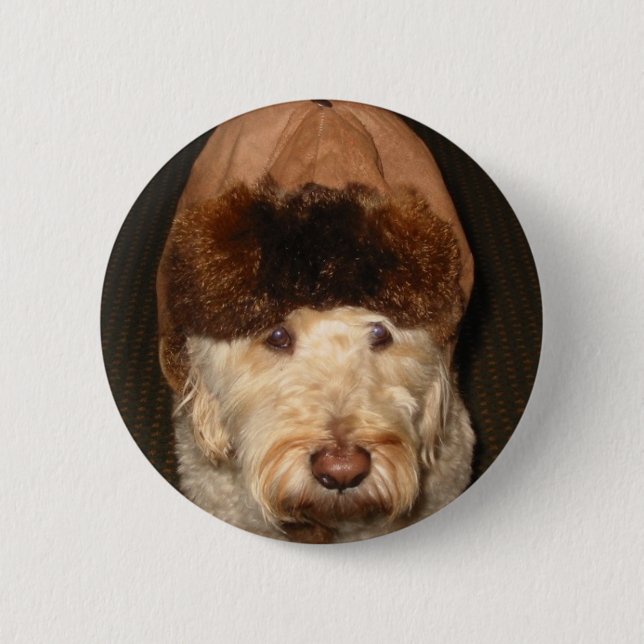 Badge Rond 5 Cm charley dans son casquette de castor (Devant)