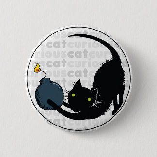 Badge Rond 5 Cm Chat curieux avec la bombe