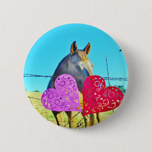 Badge Rond 5 Cm Cheval blanc et Brown Valentine Coeurs