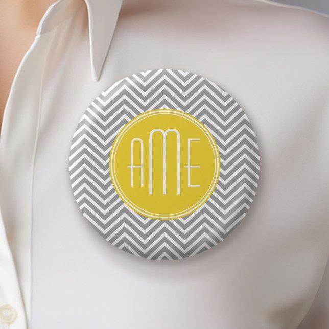 Badge Rond 5 Cm Chevrons gris et jaune Monogramme personnalisé (Custom Button)
