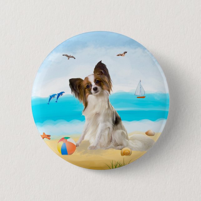 Badge Rond 5 Cm Chien de Papillon sur la plage (Devant)
