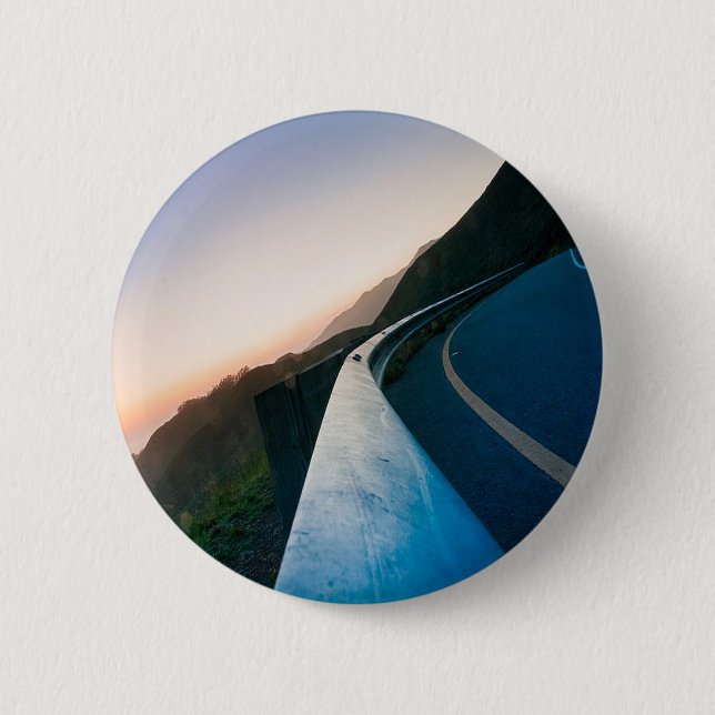 Badge Rond 5 Cm Courbe sur la route (Devant)