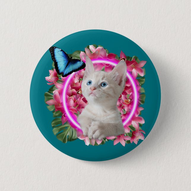 Badge Rond 5 Cm Cute Kitten avec papillon bleu sur néon tropical (Devant)