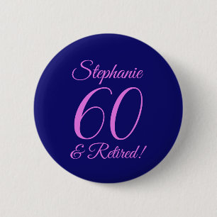 Badge Rond 5 Cm Dark Purple 60 et Retraité Pink Retirement Party