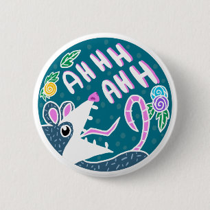 Badge Rond 5 Cm Drôle Cartoon hurlant Possum