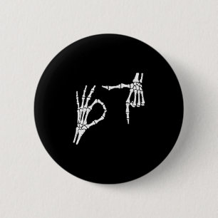 Badge Rond 5 Cm Drôle Six Sept 6 7 Mème 67 Main de squelette Hallo