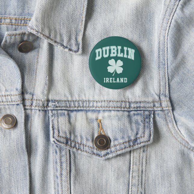 Badge Rond 5 Cm Dublin Irlande (En situation)